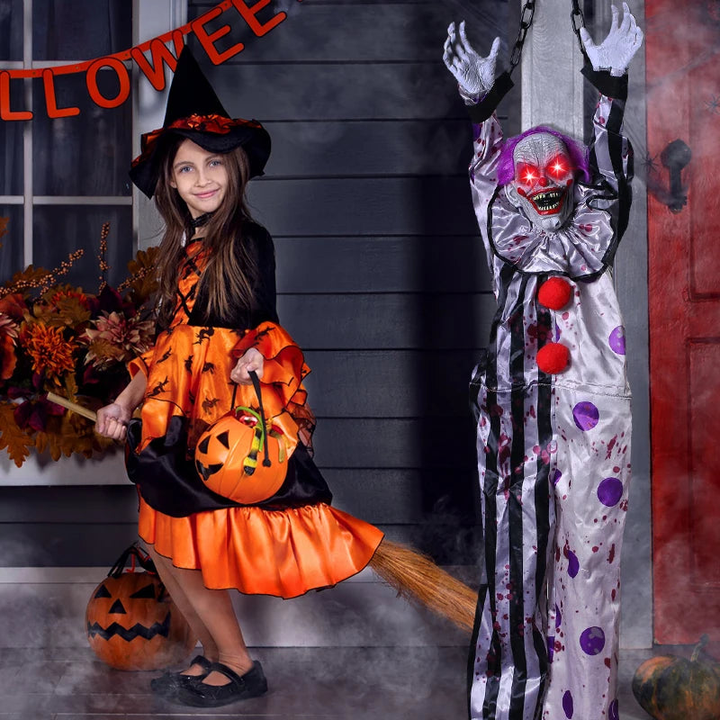 Clown fantôme suspendu à commande vocale électrique.